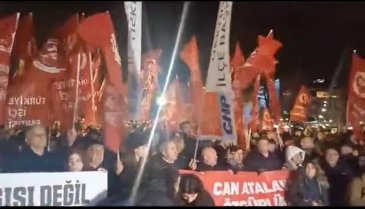 İstanbul'da 'Can Atalay' kararı protesto edildi