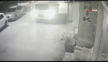 Bursa'da hırsızlık zanlıları yakalanmamak için aracın ön panjurunu değiştirmiş