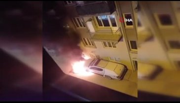 Bursa'da otomobil alev alev yandı!