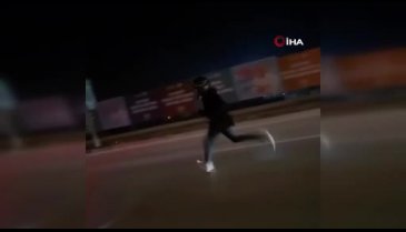 Bursa'da trafikte ilginç anlar, canını böyle hiçe saydı
