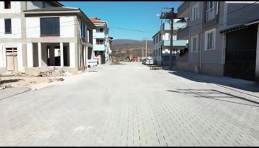 İnegöl'de cadde ve sokaklar yenileniyor