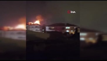 Muğla'da evin çatısına yıldırım düştü, çatı yandı