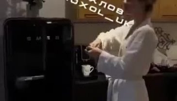 Savaşta eşini kaybeden Ukraynalı kadın hayata çok hızlı adapte oldu!