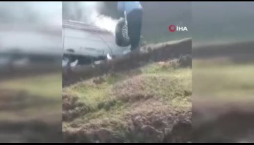 Bursa'da direksiyon başında uyuyakaldı, otomobil takla attı!