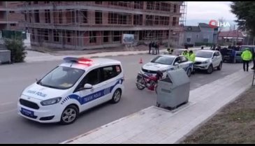 Çorum'da şok uygulamada durdurulan araçta av tüfeği ve tabanca ele geçirildi