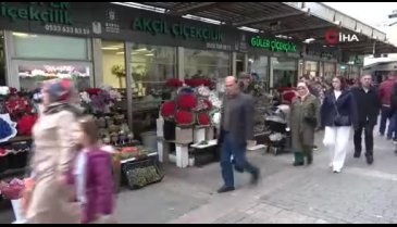 Bursa'da Sevgililer Günü'nde çiçek almak isteyenler 1000 lirayı gözden çıkaracak