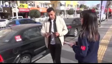 Niğde'de sağlıkçılardan vatandaşlara 112'ye 'gereksiz çağrı' bilgilendirmesi