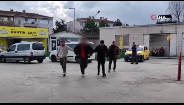 Bursa'da market sahibini bıçakla ağır yaralayanlardan 1'i tutuklandı