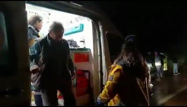 Bursa'da kamyonet yağmurlu havada kontrolden çıkıp takla attı