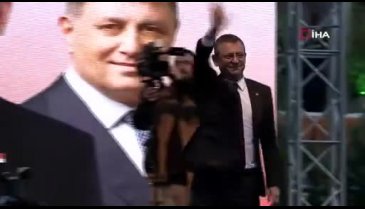 CHP Genel Başkanı Özgür Özel, İzmir'de partisinin adaylarına destek istedi