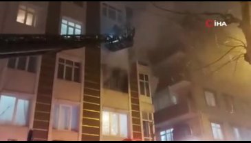 İstanbul'da yangında mahsur kalan 4 vatandaş kurtarıldı