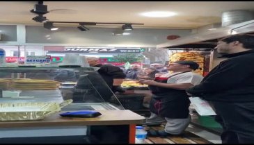 Döner ustası Murat Kurum'a, "Maaşımla geçinemiyorum" dedi