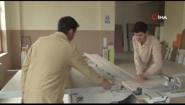 Adıyaman'da öğrenciler milyonluk ürün üretiyor