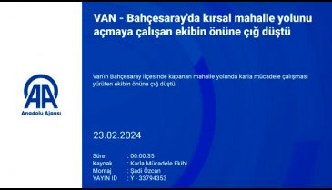 Van'da karla mücadele çalışması sırasında çığ düştü