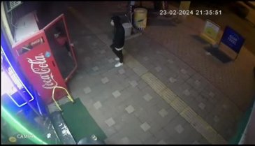 Bursa'da büfede yaşanan hırsızlık güvenlik kamerasında