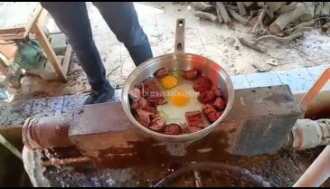 Bursa'da 50 yıldır yanan suda yemek pişiriyorlar!&nbsp;