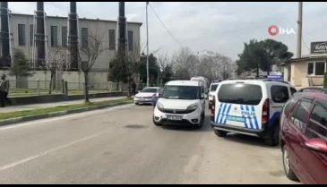 Bursa'da husumetlilerin kavgasında kan aktı