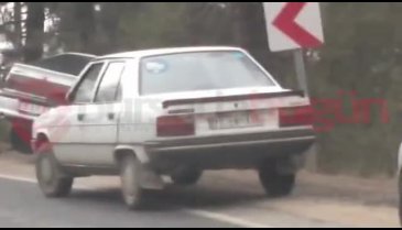 Bursa'da 4 araç birbirine girdi! Yaralılar var
