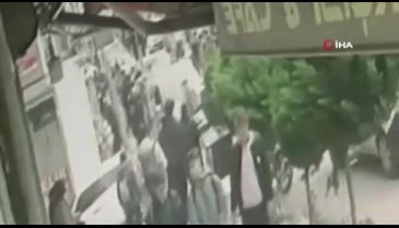 İstanbul'da öğrenciler arasında bıçaklı kavga!