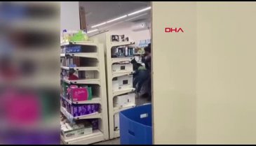İstanbul'da zincir markette skandal anlar! Dakikalarca sürdü