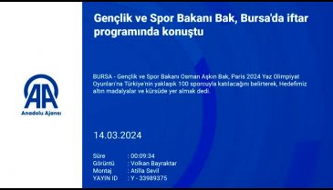 Bakan Bak, Bursa'da sporcular ve gençlerle iftar programına katıldı