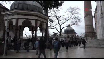 Bursa'da Ramazan ayının ilk cuma namazı Ulu Cami'nde kılındı