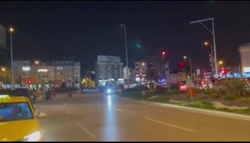 Bursa'da motosiklet sürücüsü ile otomobil çarpıştı!