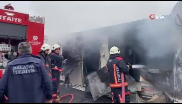 Malatya'da konteyner yangını