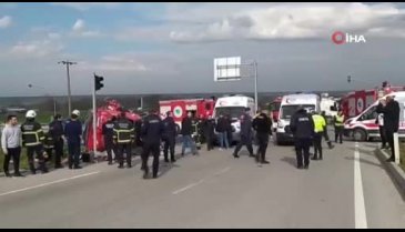 Tekirdağ'da korkunç kaza! Tırla yolcu minibüsü çarpıştı: 5 ölü, 10 yaralı
