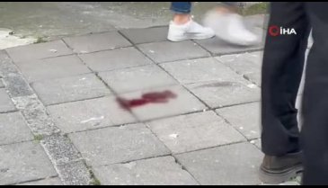 İzmir'de yaşlı adamın başına sıva parçaları düştü