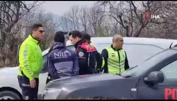 Bursa'da dur ihtarına uymayan sürücü kovalamaca sonucu yakalandı