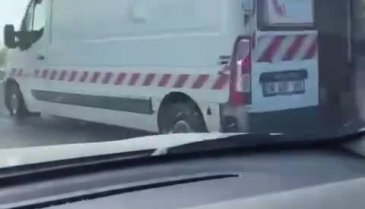 Bursa'da otomobil alev alev yandı!