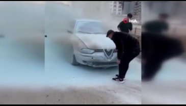 Erzurum'da seyir halindeki otomobil alev aldı