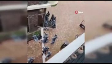 Hollanda'da bir kafede çok sayıda kişi rehin alındı! Bölgedeki evler tahliye edildi