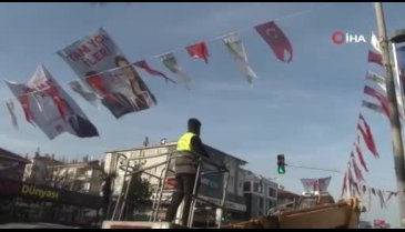 Propaganda serbestliği sona erdi: Afişler, araç giydirmeler ve flamalar kaldırıldı