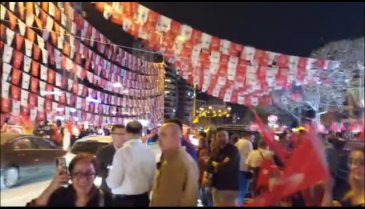 CHP, Bursa'da kutlamalara başladı