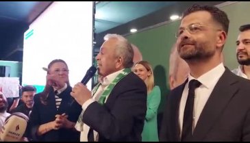 Şadi Özdemir seçim ofisinden seslendi