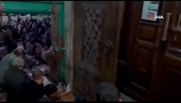Bursa'da Ulu Camii Kadir Gecesi'nde doldu taştı