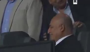 Maçın yarıda kalmasından sonra Mehmet Büyükekşi'nin görüntüsü gündem oldu