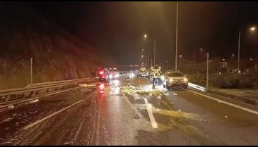 Bursa'da otobanda yolcu otobüsü alev alev yandı! -2