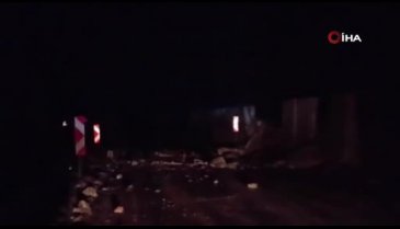 Yüksekova-Van karayolundaki heyelanda faciadan dönüldü