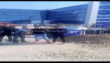 Bursa'da bayramdan önce para alamayan inşaat işçileri mağdur oldu