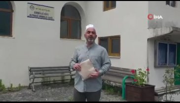 Artvin'de cami imamı yolda bulduğu 8 bin lirayı sahibine teslim etti