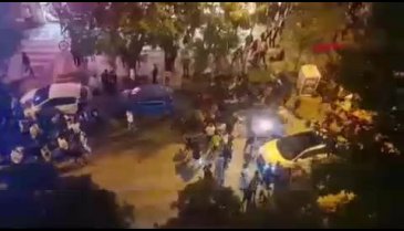 Bursa'da Galatasaray ve Fenerbahçeli taraftarlar arasında taş ve sopalı kavga: 3 gözaltı