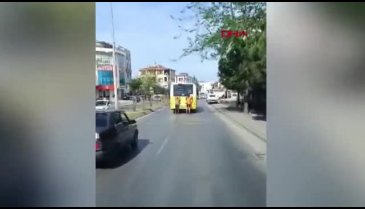 İstanbul'da patenli gençlerin tehlikeli yolculuğu