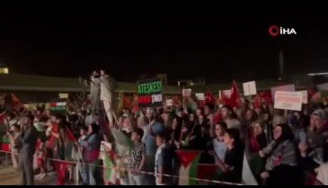 Bursa'da binlerce vatandaş Filistin için bir araya geldi