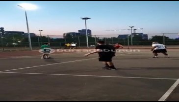 Bursasporlu futbolcular Ayak Tenisi oynadı