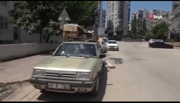 Adana'da çöp kaplı araç görenleri hayrete düşürdü