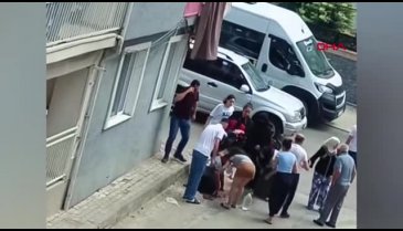 Bursa'da otomobil le motosiklet çarpıştı!