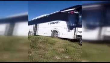 Sivas'ta yolcu otobüsü şarampole indi